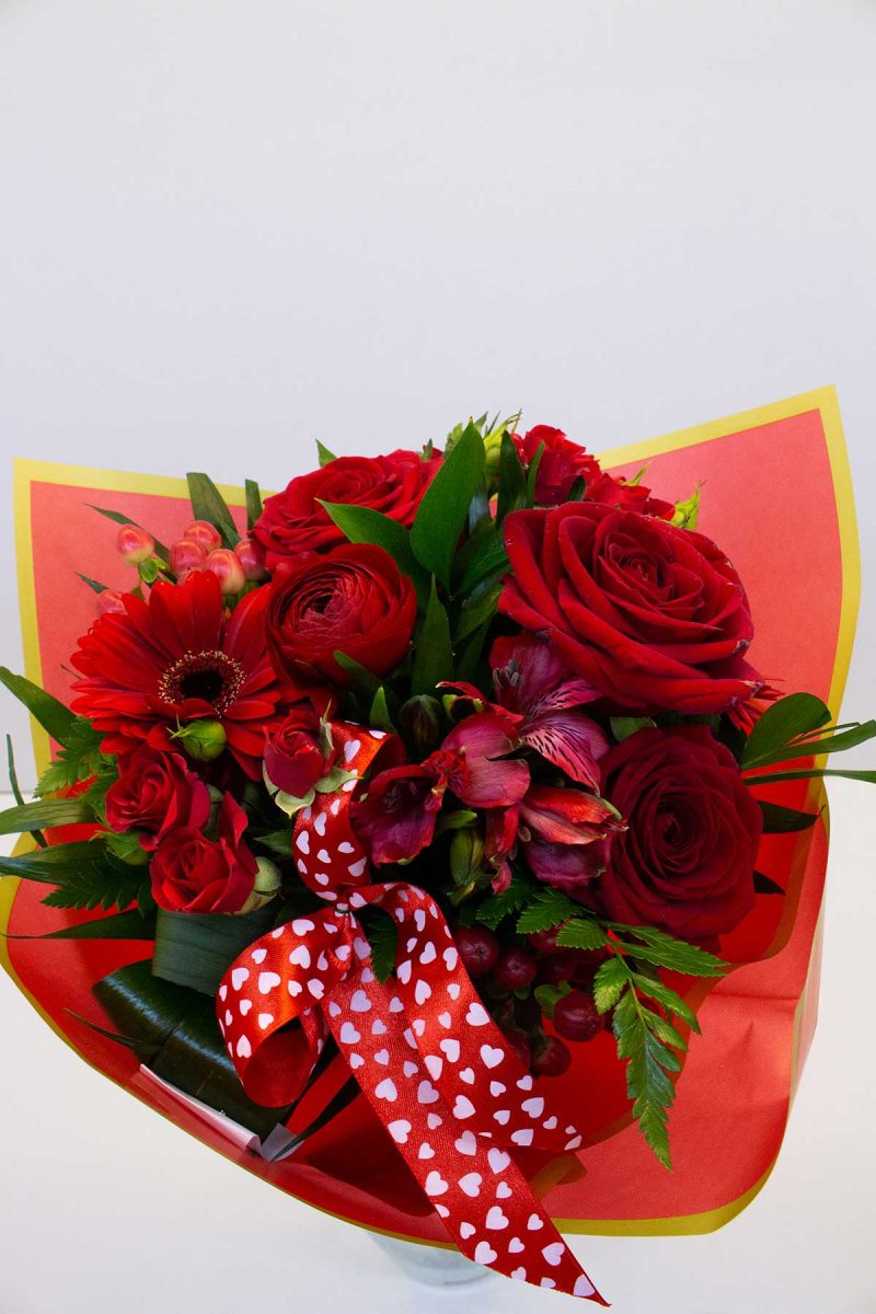Buchet Love